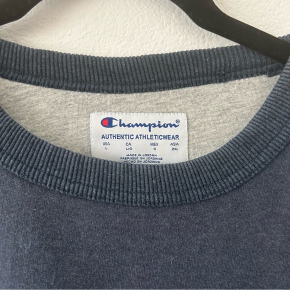Champion Logo Crewneck Sweatshirt - Picture 6 of 6